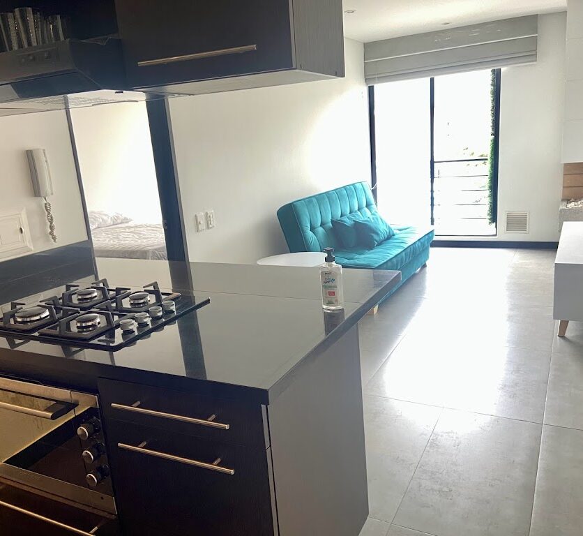 Aparta estudio Amoblado Norte de bogota en arriendo bonito