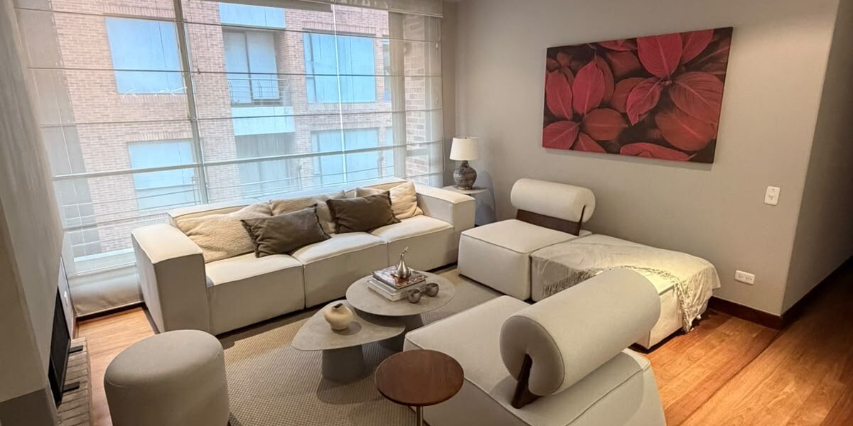 Apartamento en arriendo en chico reservado